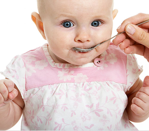 alimente-interzise-in-primul-an-al-bebelusului