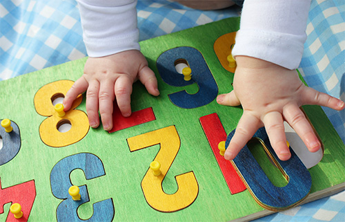 Chairman colony refugees Jocuri Puzzle - Ce invata copilul cu ajutorul lor - Clubul Bebelusilor
