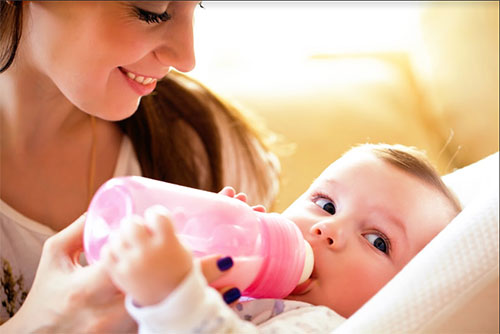 Cand alaptarea nu mai este posibila - Cele mai bune alternative la laptele matern