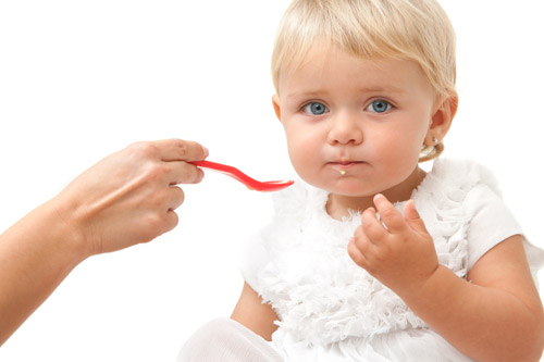 Alimentatia copilului dupa varsta de 1 an 