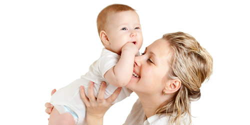 Cu pasi de bebelus: Relatia mama - copil 