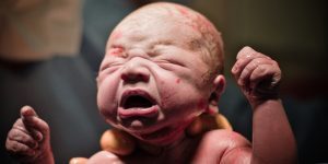 Cum arata nou-nascutul la nastere