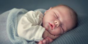 transpiratia in timpul somnului la bebelusi