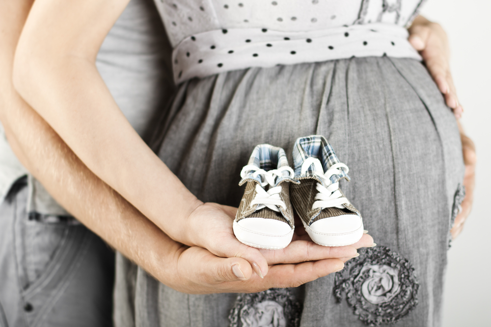 20 de citate care surprind esenta maternitatii