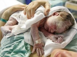 copil nascut prin cezariana sau natural ce riscuri sunt