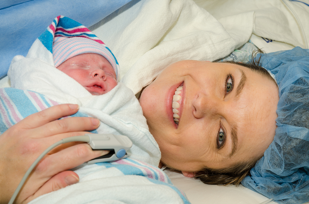 Nasterea naturala - Beneficii pentru bebelus si mama