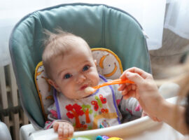 alimentatia-in-primul-an-copil