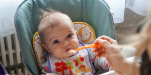 alimentatia-in-primul-an-copil