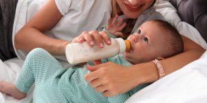 ghid-preparare-lapte-praf-bebe