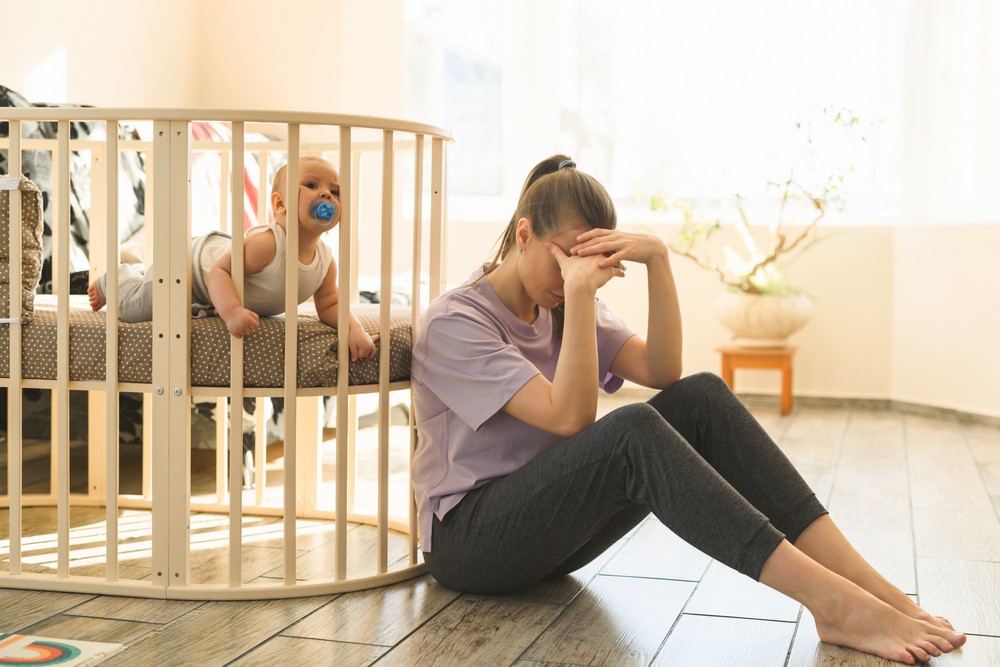 mama cu bebe solicitant