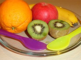 amestec-de-fructe-din-banana-mar-kiwi-si-portocala-pentru-bebelusi-de-la-8-luni.jpg