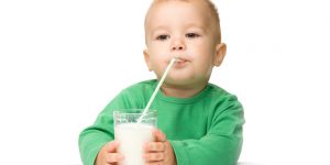 Laptele vegetal potrivit pentru copii
