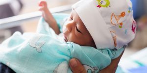 externare-nou-nascut-prematur