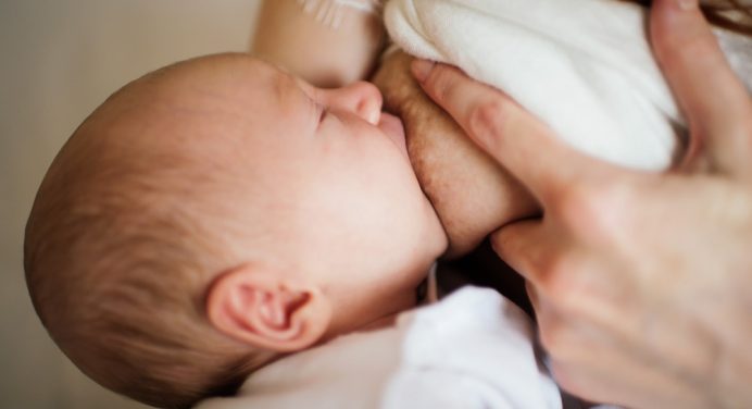 come across Nutrition a creditor Căciulița la bebeluși | Când o purtăm și când mai bine o aruncăm! - Clubul  Bebelusilor
